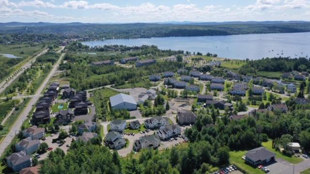 Condo Entre Ville Et Nature 2 Magog Екстериор снимка